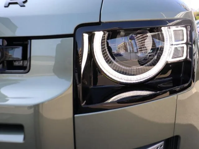 Land Rover Defender 110S D350 2025 — миниатюра 4