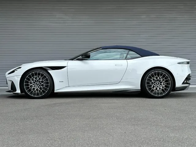 Aston Martin DBS SUPERLEGGERA VOLANTE 2023 — миниатюра 3