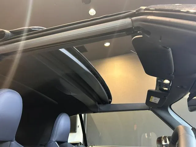 MINI MINI COOPER C CONVERTIBLE FAVOURED TRIM 2025 — миниатюра 3