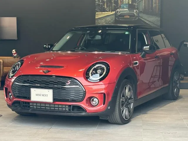 MINI MINI COOPER S CLUBMAN CLASSIC TRIM 2022 — фото 1, купить с доставкой в Москву