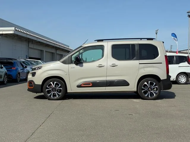 Citroen BERLINGO SHINE BLUE HDI XTR PACK 2023 — миниатюра 3