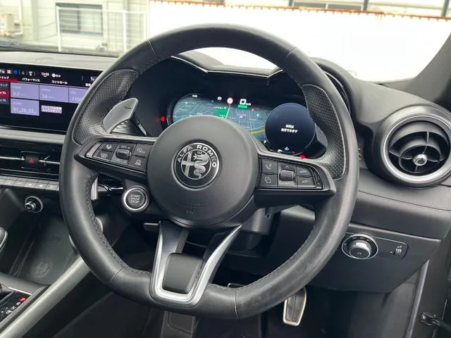 Alfa Romeo Tonale VELOCE 2023 — миниатюра 3