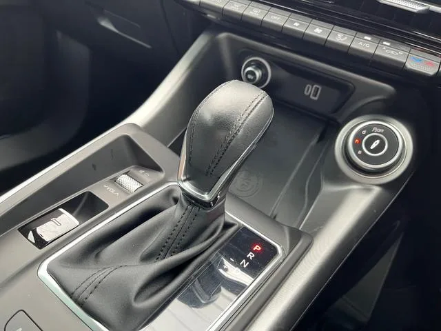 Alfa Romeo Tonale VELOCE 2023 — миниатюра 4