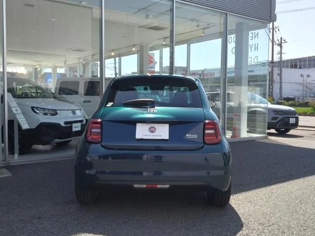 Fiat 500e POP 2023 — миниатюра 2