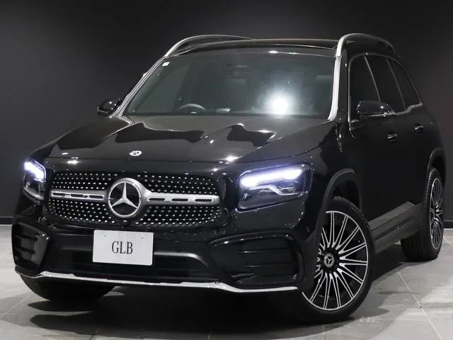 Mercedes-Benz GLB-Class GLB200D 4MATIC AMG LEATHER EXCLUSIVE PACKAGE 2025 — фото 1, купить с доставкой в Москву