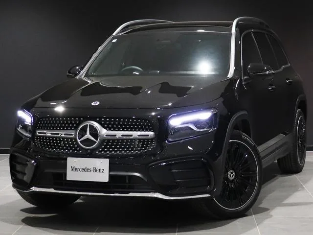 Mercedes-Benz GLB-Class GLB180 URBAN STARS 2025 — фото 1, купить с доставкой в Москву