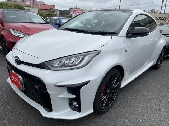 Toyota GR YARIS RZ HIGH PERFORMANCE 2022 — фото 1, купить с доставкой в Москву