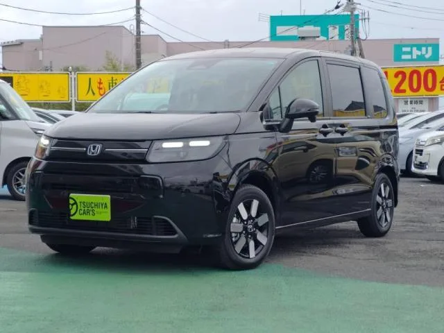 Honda FREED E:HEV AIR EX 2026 — фото 1, купить с доставкой в Москву