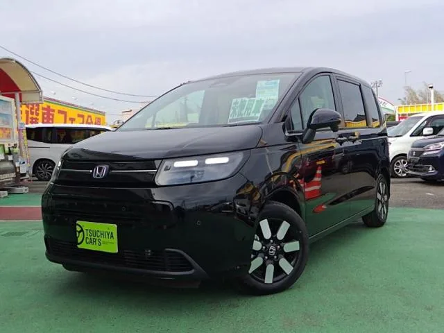 Honda FREED E:HEV AIR EX 2026 — фото 1, купить с доставкой в Москву