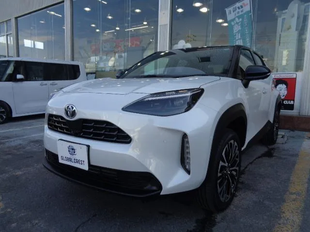 Toyota YARIS CROSS HYBRID Z 2026 — фото 1, купить с доставкой в Москву