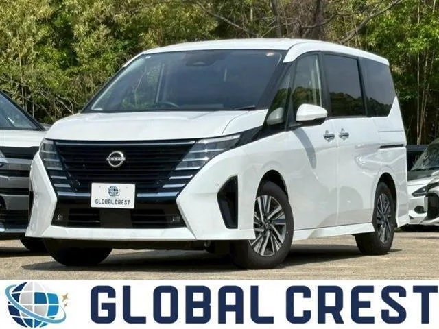 Nissan SERENA E-POWER HIGHWAY STAR V 2024 — фото 1, купить с доставкой в Москву