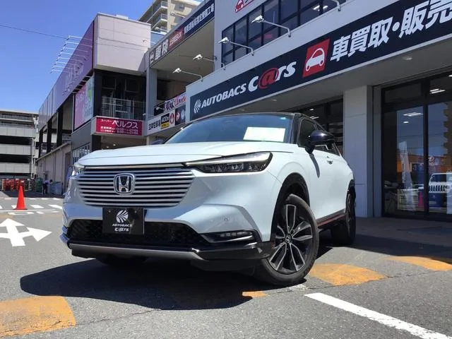 Honda VEZEL E:HEV PLAY 2023 — фото 1, купить с доставкой в Москву