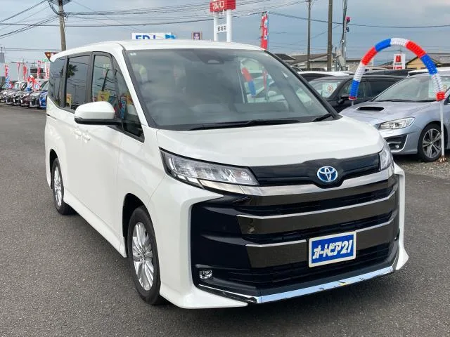 Toyota NOAH HYBRID S-G 2024 — фото 1, купить с доставкой в Москву