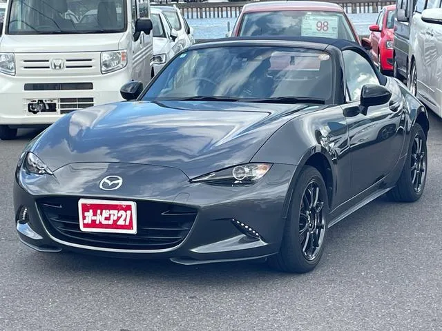 Mazda ROADSTER 990S 2022 — фото 1, купить с доставкой в Москву
