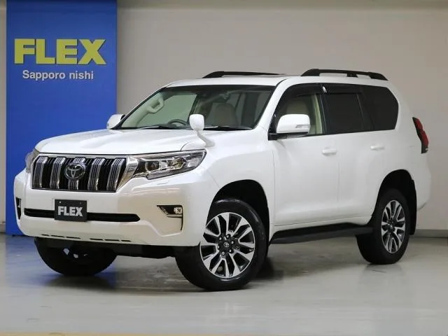 Toyota Land Cruiser Prado TX L PACKAGE 2022 — фото 1, купить с доставкой в Москву