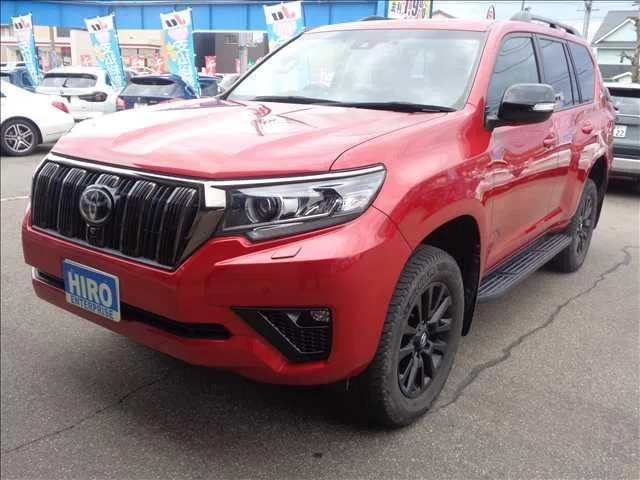Toyota Land Cruiser Prado TX L PACKAGE 70TH ANNIVERSARY LIMITED 2022 — фото 1, купить с доставкой в Москву