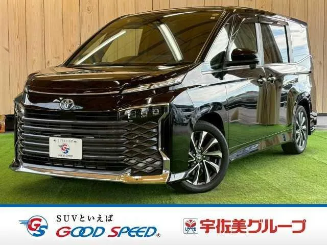 Toyota VOXY HYBRID S-Z 2023 — фото 1, купить с доставкой в Москву