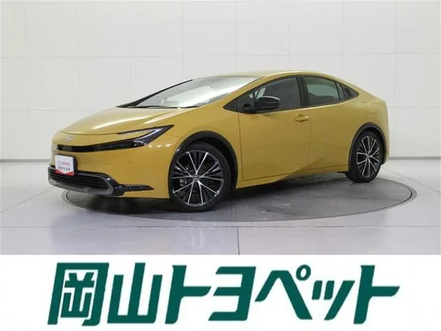 Toyota Prius Z 2023 — фото 1, купить с доставкой в Москву