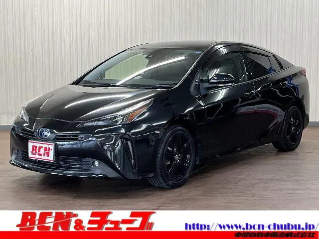 Toyota Prius S TOURING SELECTION BLACK EDITION 2022 — фото 1, купить с доставкой в Москву