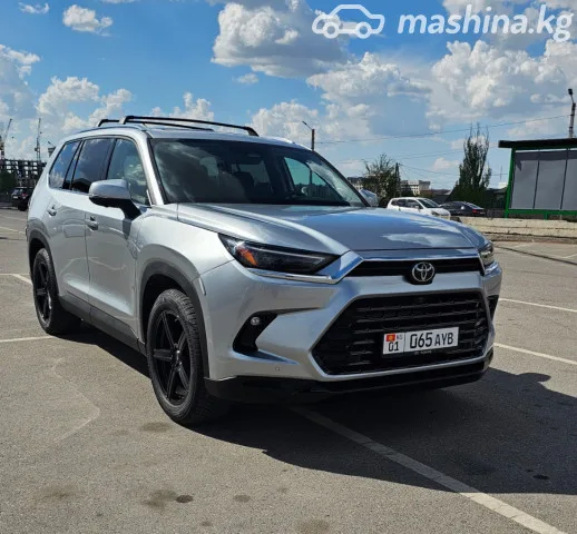 Toyota Grand Highlander 2024 — фото 1, купить с доставкой в Москву