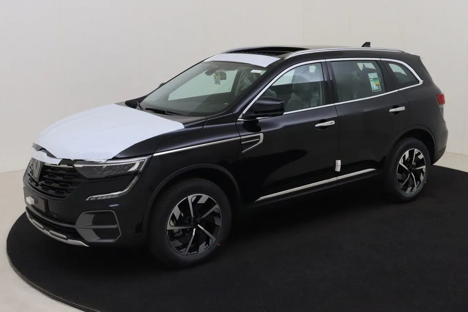 Renault Koleos 2024 — фото 1, купить с доставкой в Москву