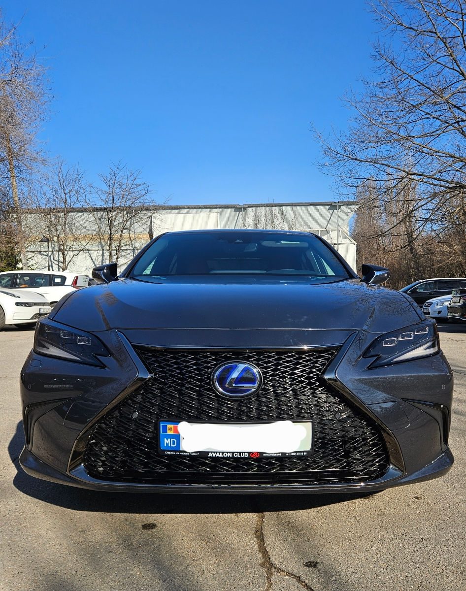 Lexus ES Series 2022