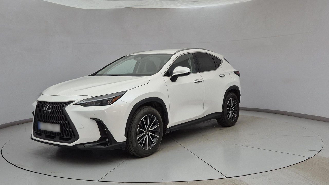 Lexus NX series 2023