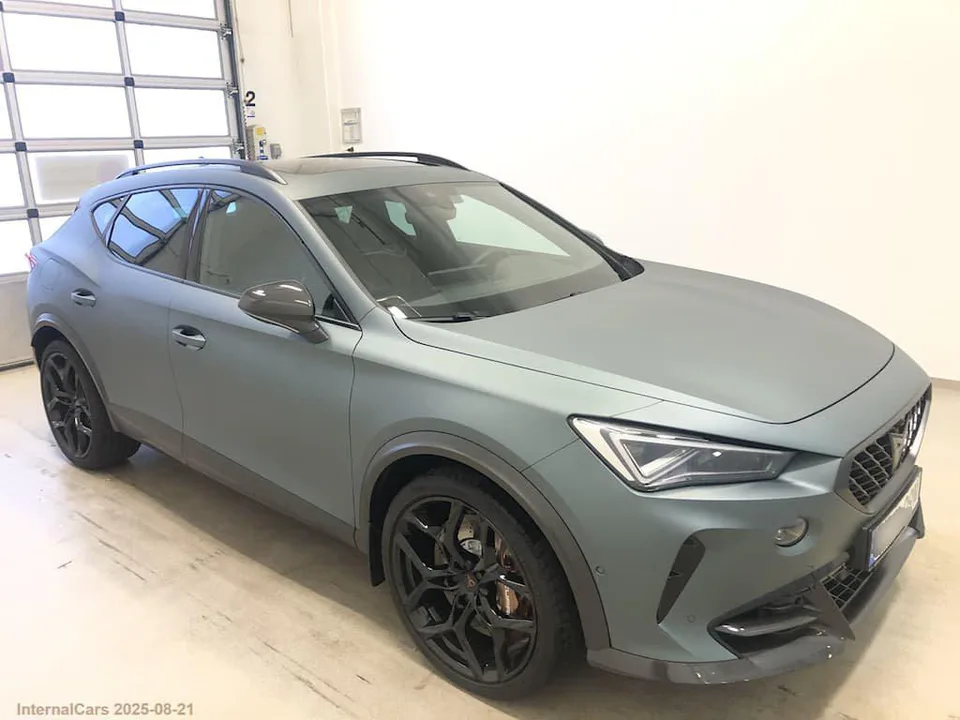 Cupra Formentor 2025 — фото 1, купить с доставкой в Москву