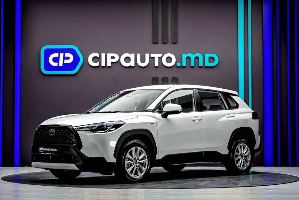 Toyota CorollaCross 2025 — фото 1, купить с доставкой в Москву