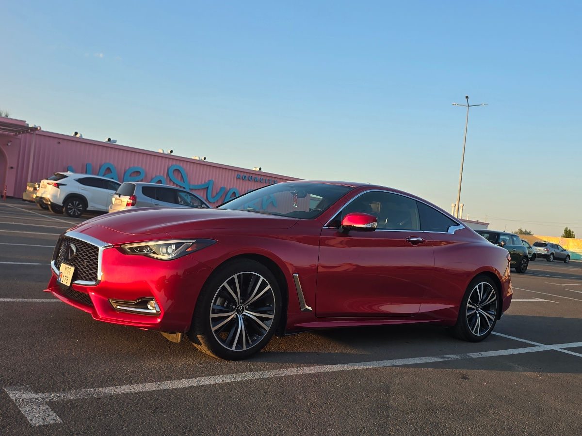 Infiniti Q60 2022