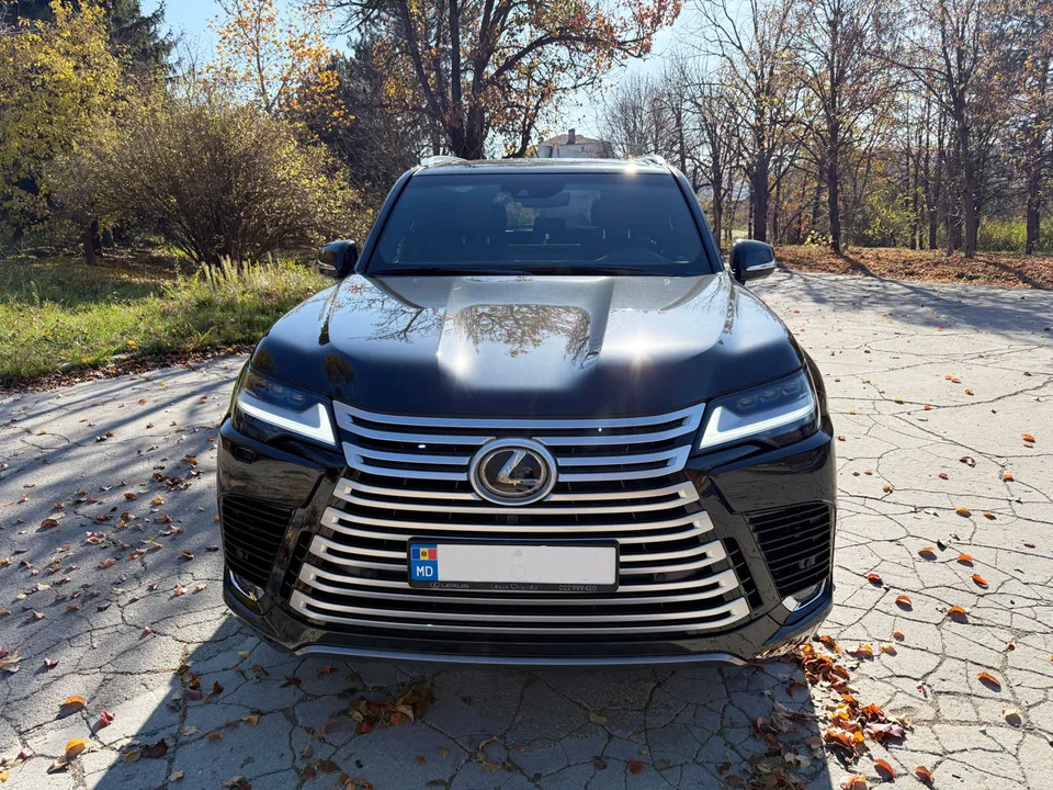Lexus LX Series 2024 — фото 1, купить с доставкой в Москву