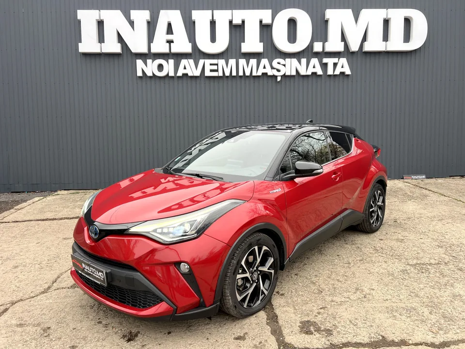 Toyota C-HR 2023 — фото 1, купить с доставкой в Москву