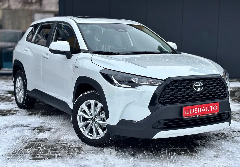 Toyota CorollaCross 2025 — фото 1, купить с доставкой в Москву