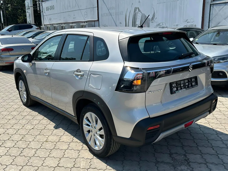 Suzuki S-Cross 2025 — фото 1, купить с доставкой в Москву