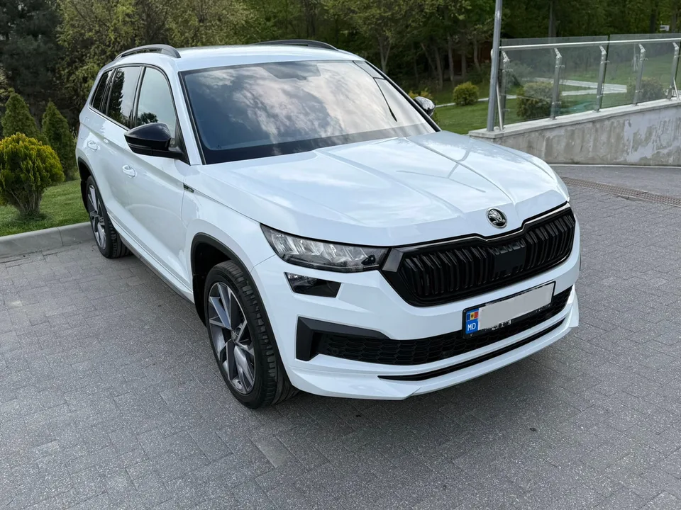 Skoda Kodiaq 2022 — фото 1, купить с доставкой в Москву