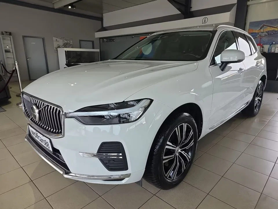 Volvo XC60 2022 — фото 1, купить с доставкой в Москву