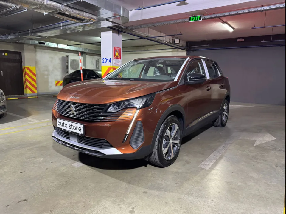 Peugeot 3008 2023 — фото 1, купить с доставкой в Москву