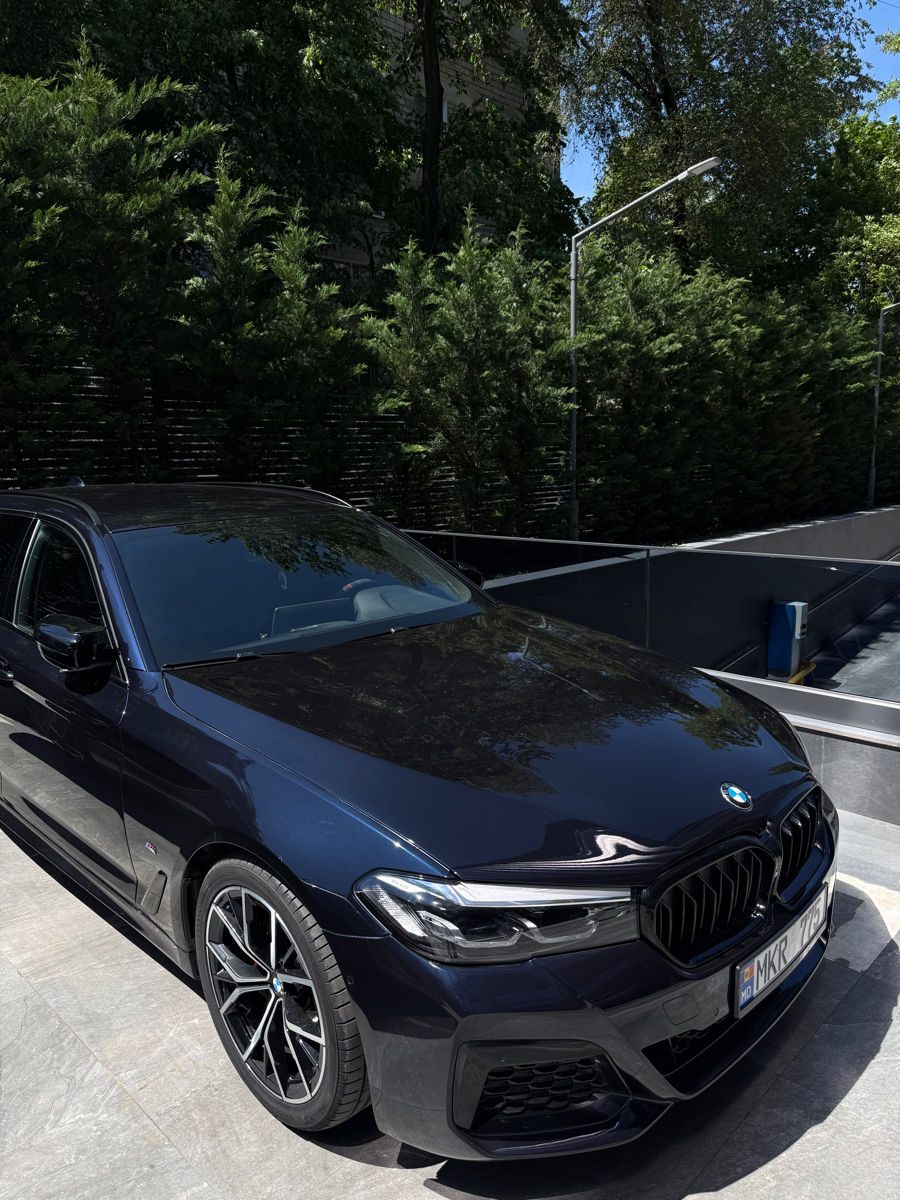 BMW 5 Series Touring 2023