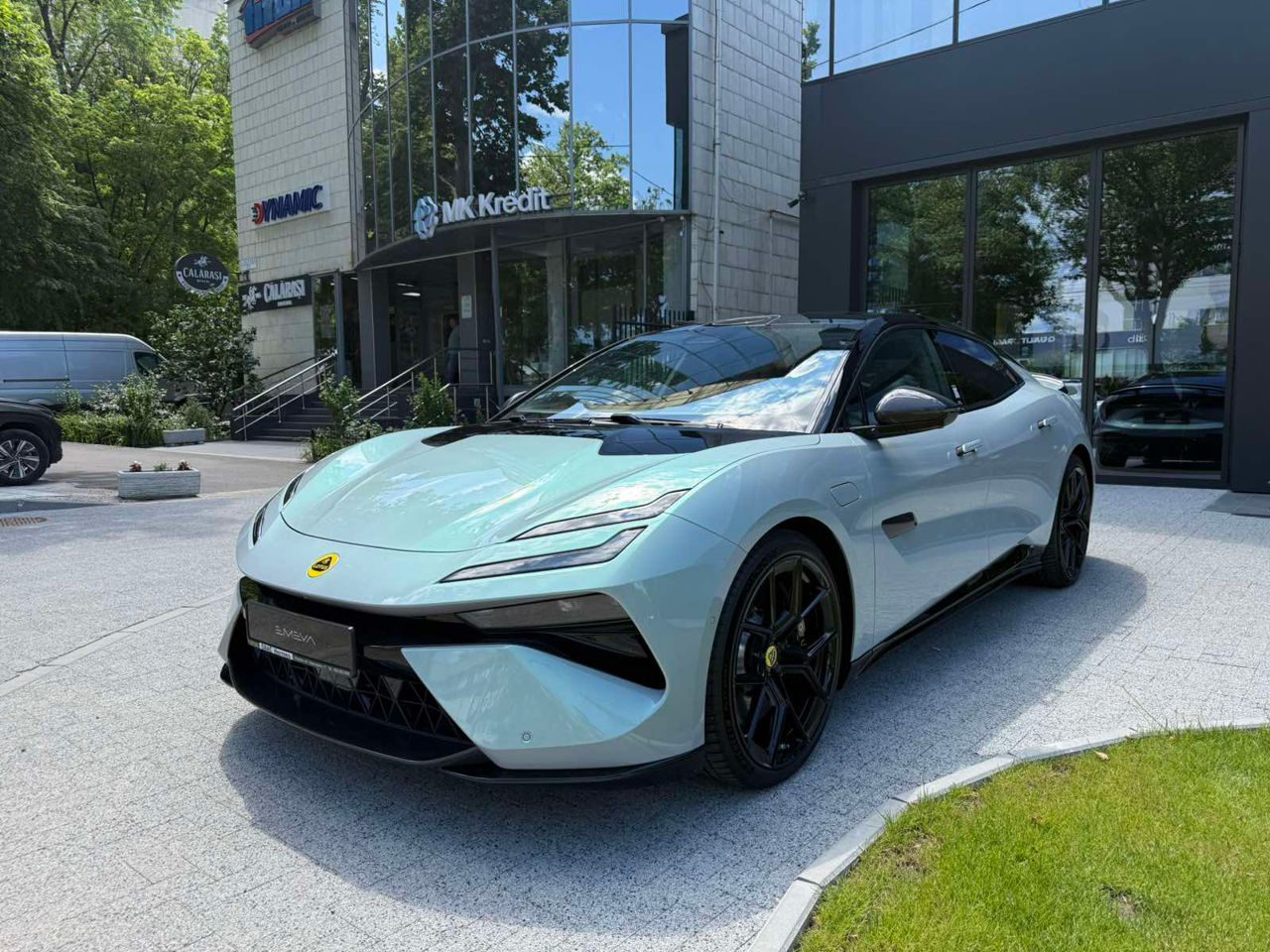 Lotus emeya 2024