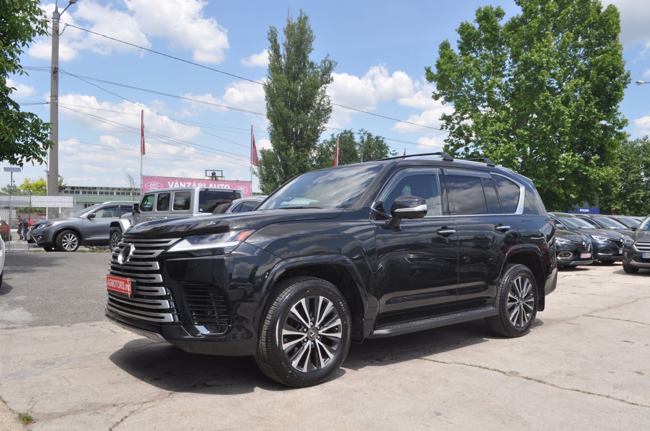Lexus LX Series 2022