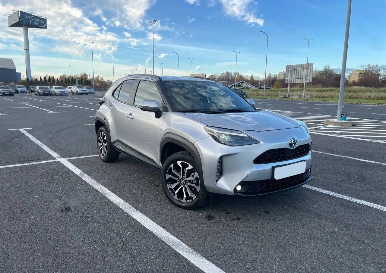 Toyota YARIS CROSS 2022