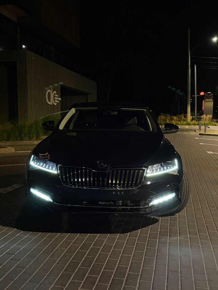 Skoda Superb 2025