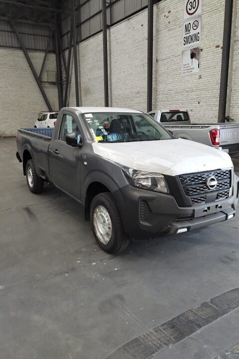 Nissan Navara 2024