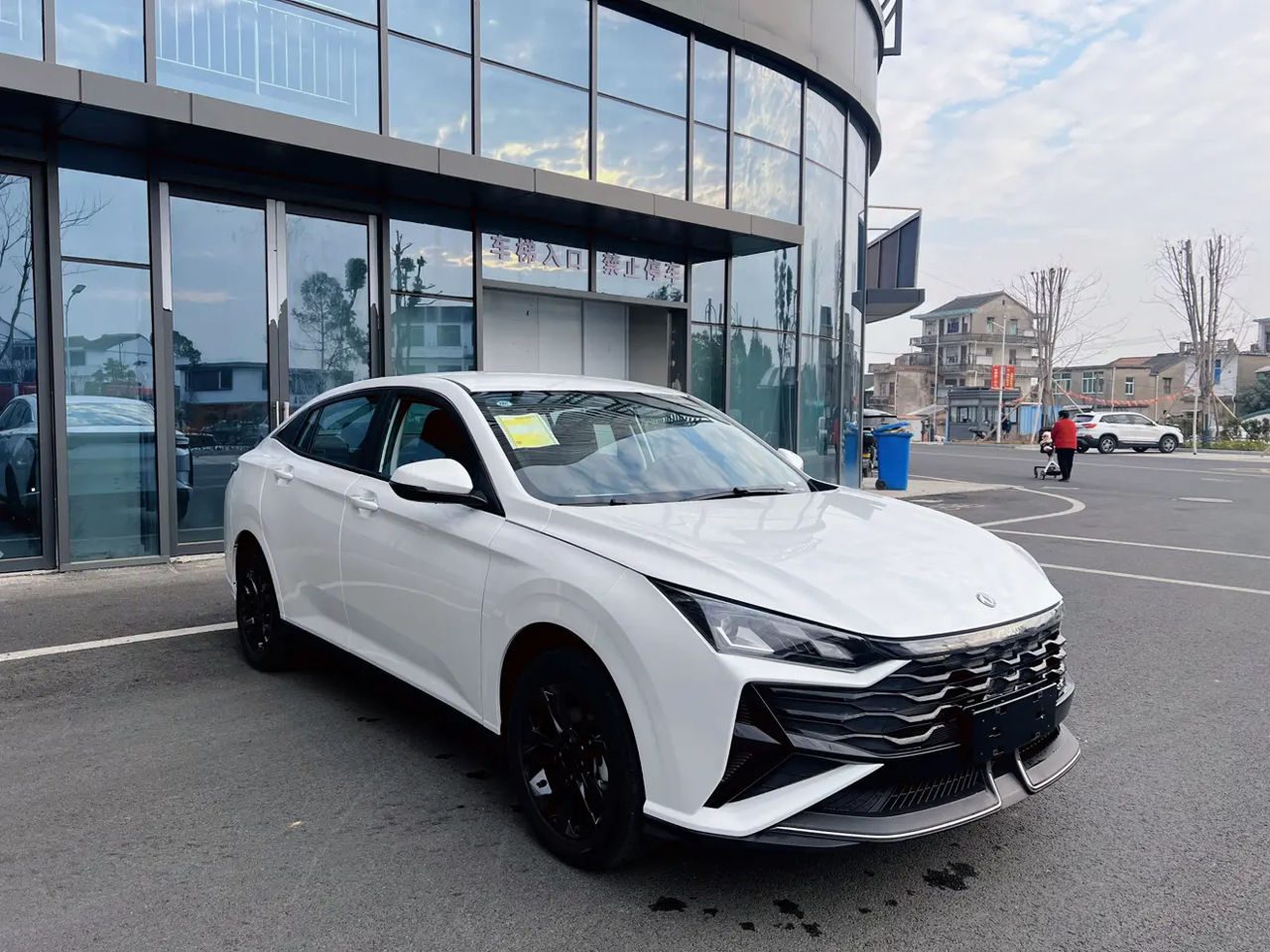 Dongfeng Aeolus E70 2026