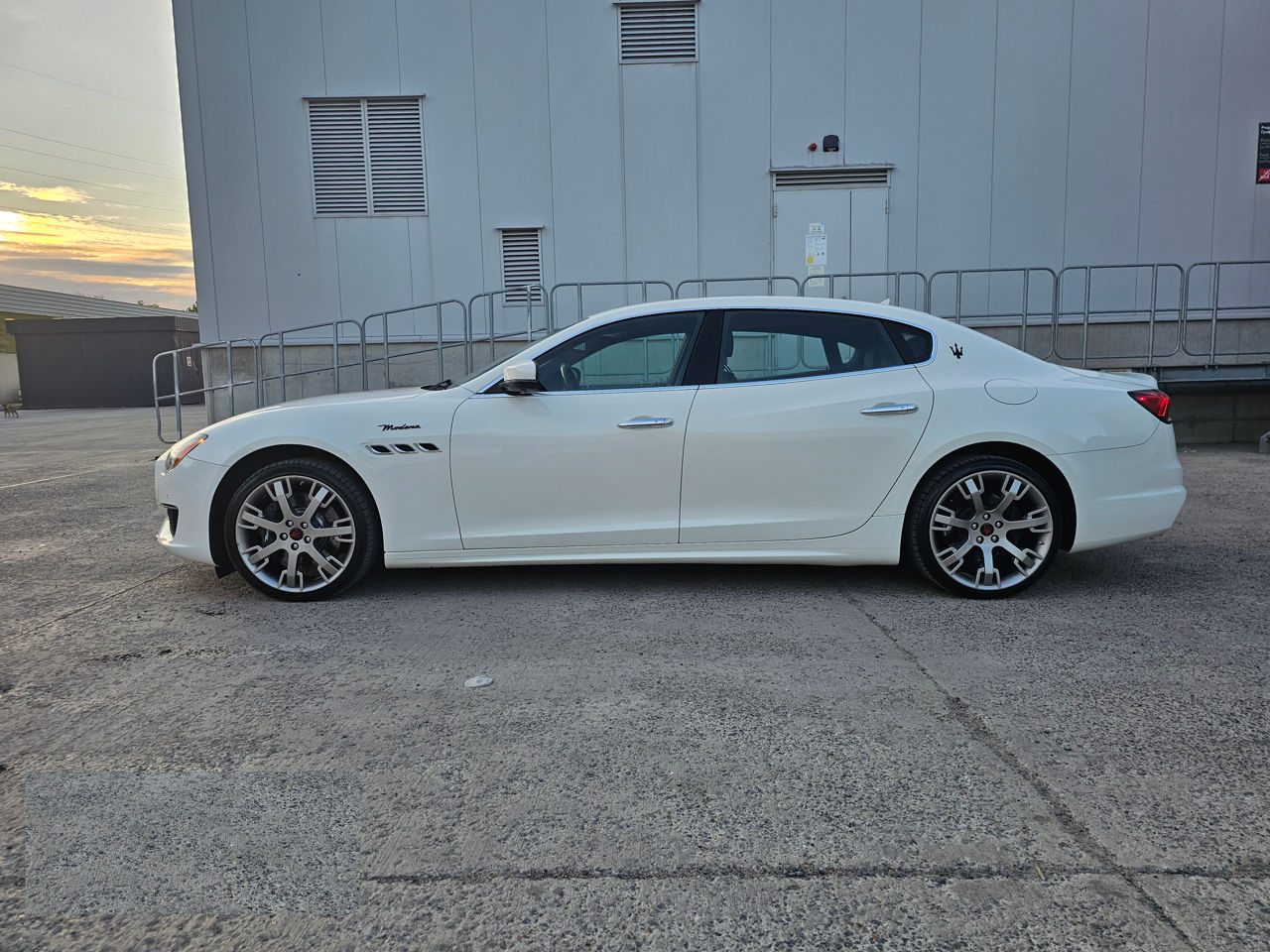 Maserati QUATTROPORTE 2022