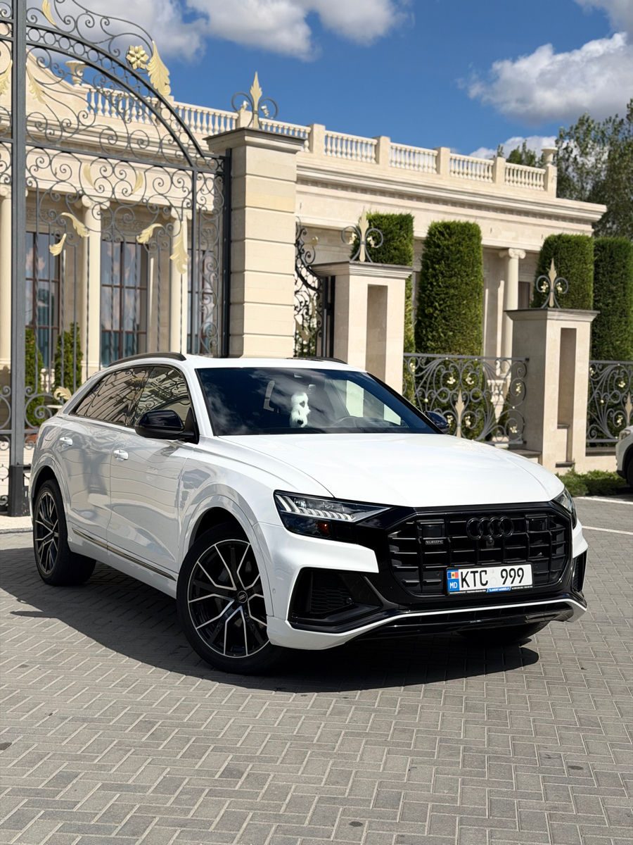Audi Q8 2022