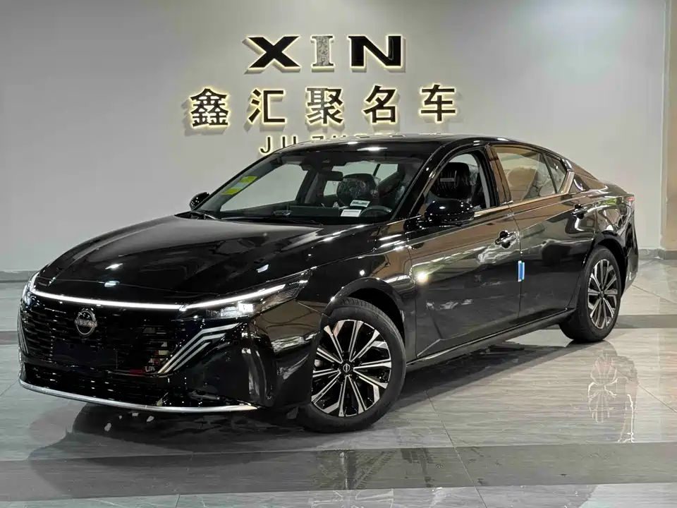 Nissan Teana 2026