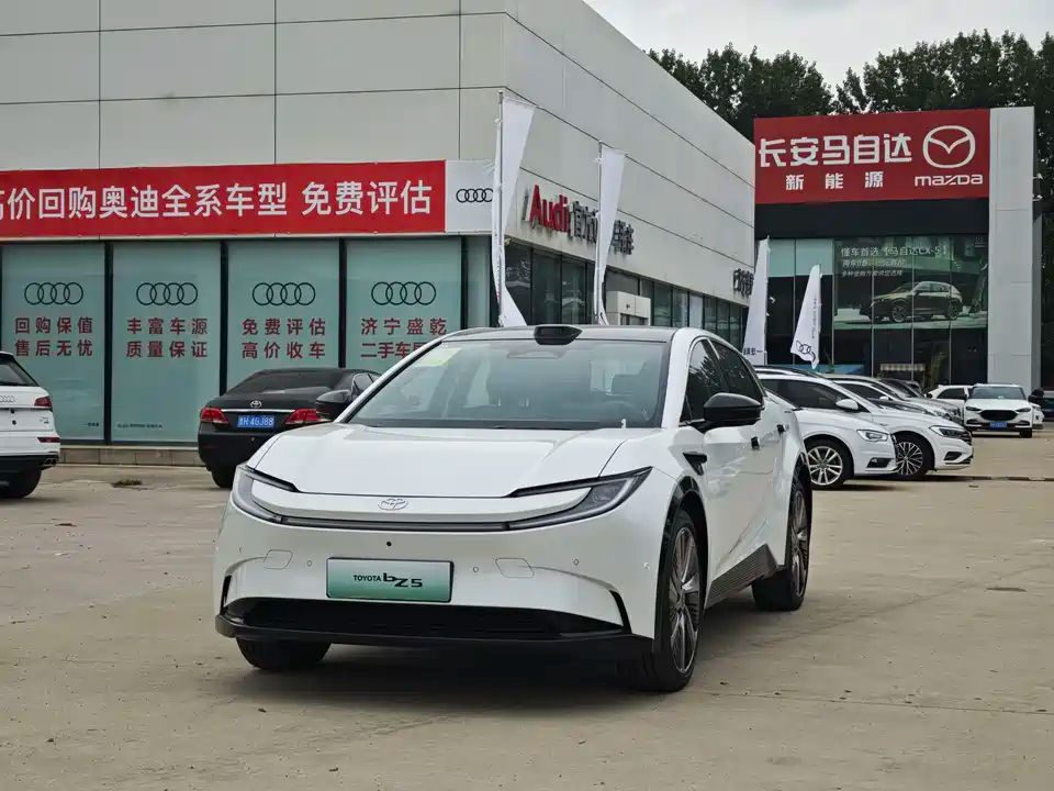 Toyota bZ5 2025