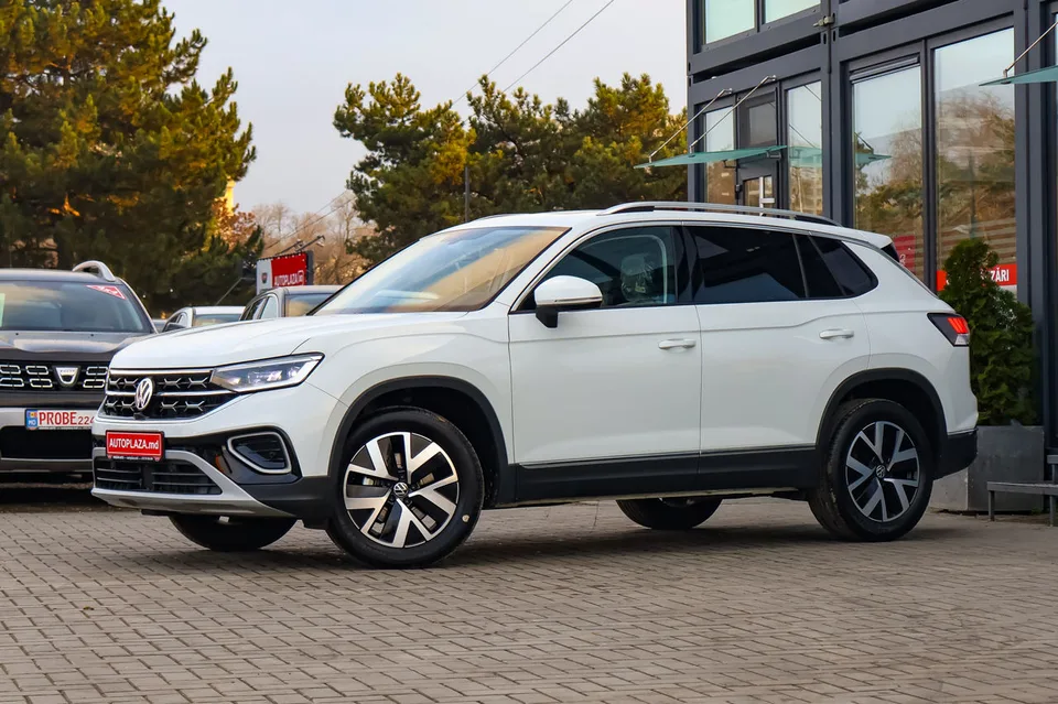 Volkswagen Tayron 2025 — фото 1, купить с доставкой в Москву