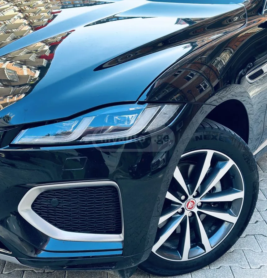 Jaguar F-Pace 2023 — миниатюра 3